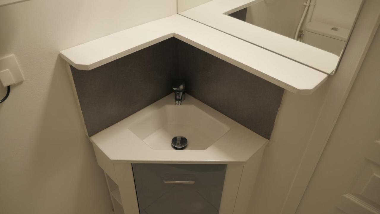 Petit Studio Gare Saint Roch Montpellier Appartement Buitenkant foto